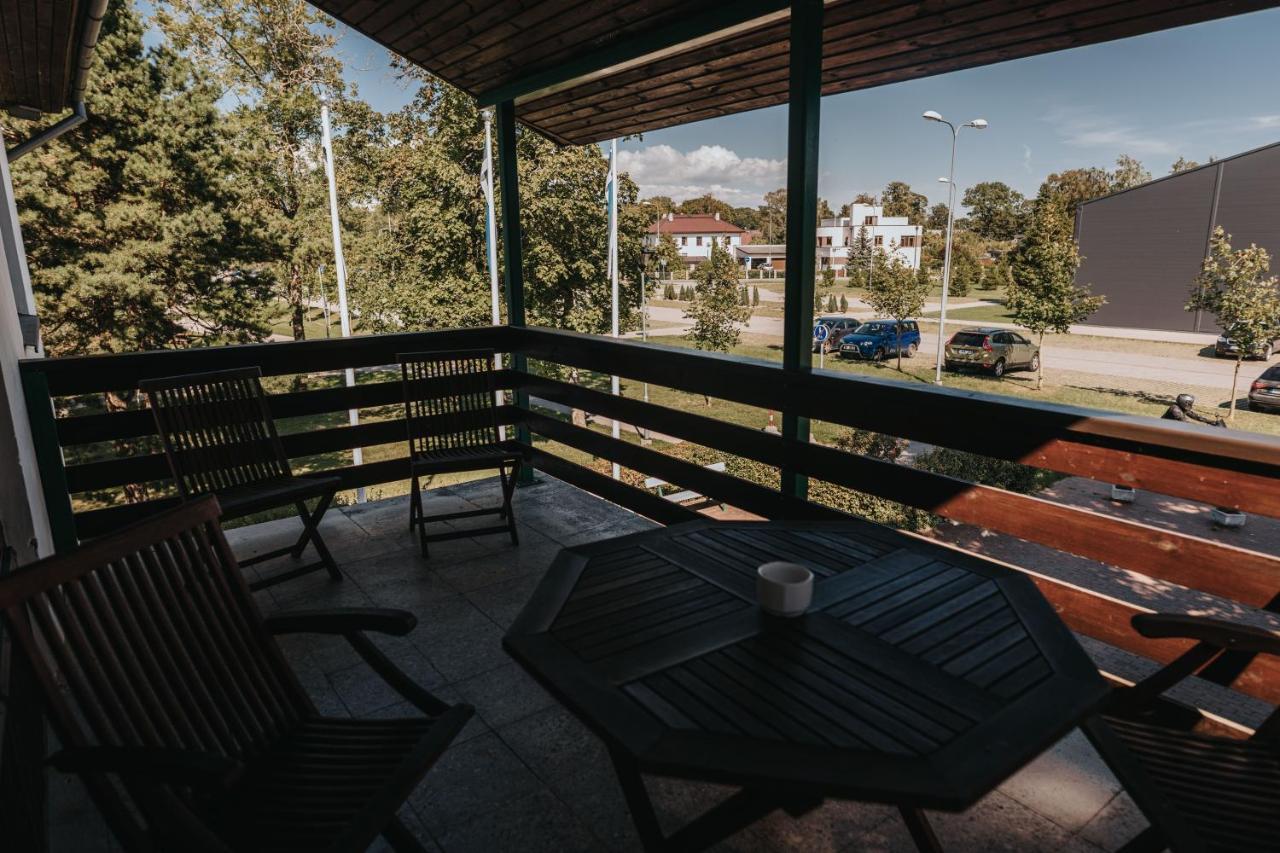 Staadioni Hotel Kuressaare Dış mekan fotoğraf