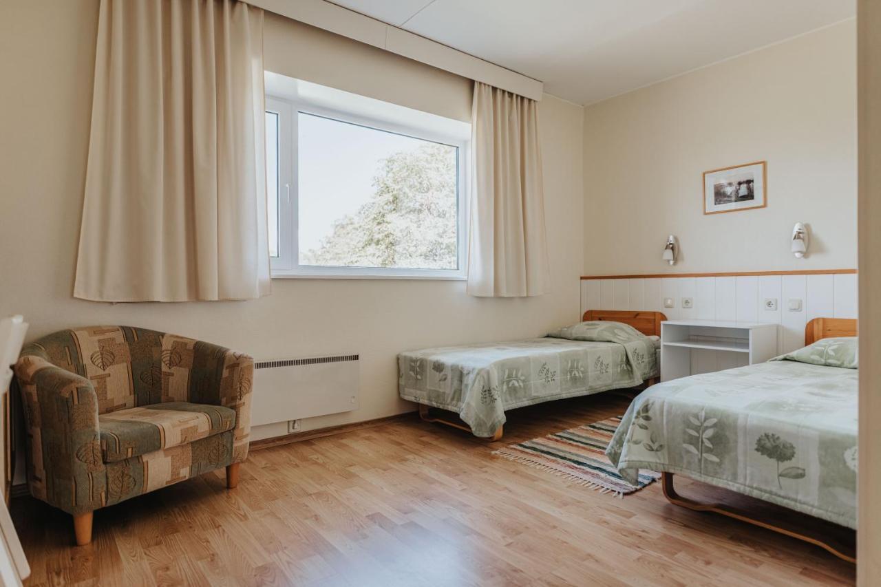 Staadioni Hotel Kuressaare Dış mekan fotoğraf