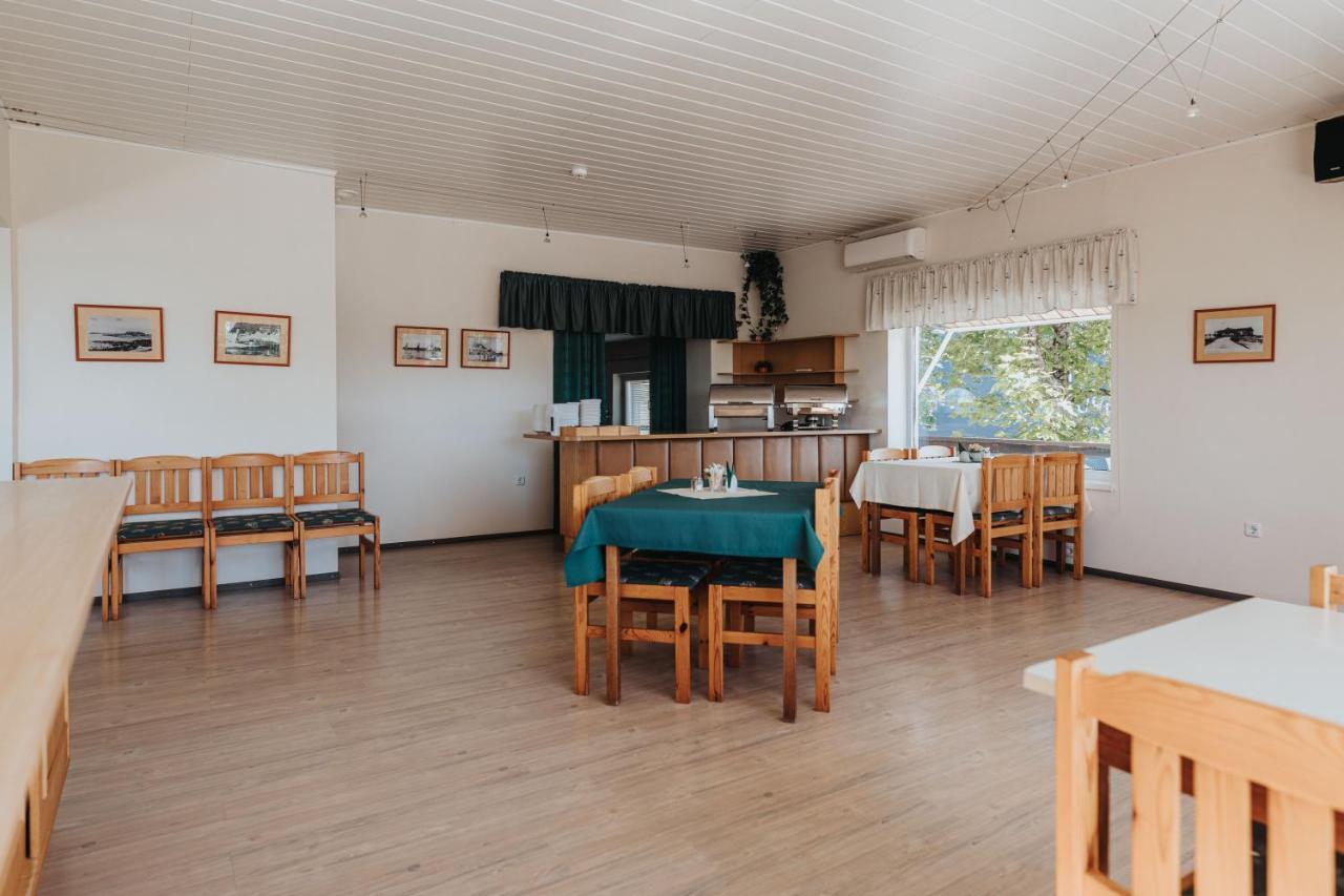 Staadioni Hotel Kuressaare Dış mekan fotoğraf